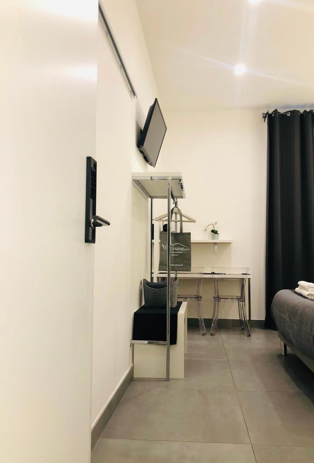 Vesucharme Suite Luxury Room Napoli Eksteriør bilde