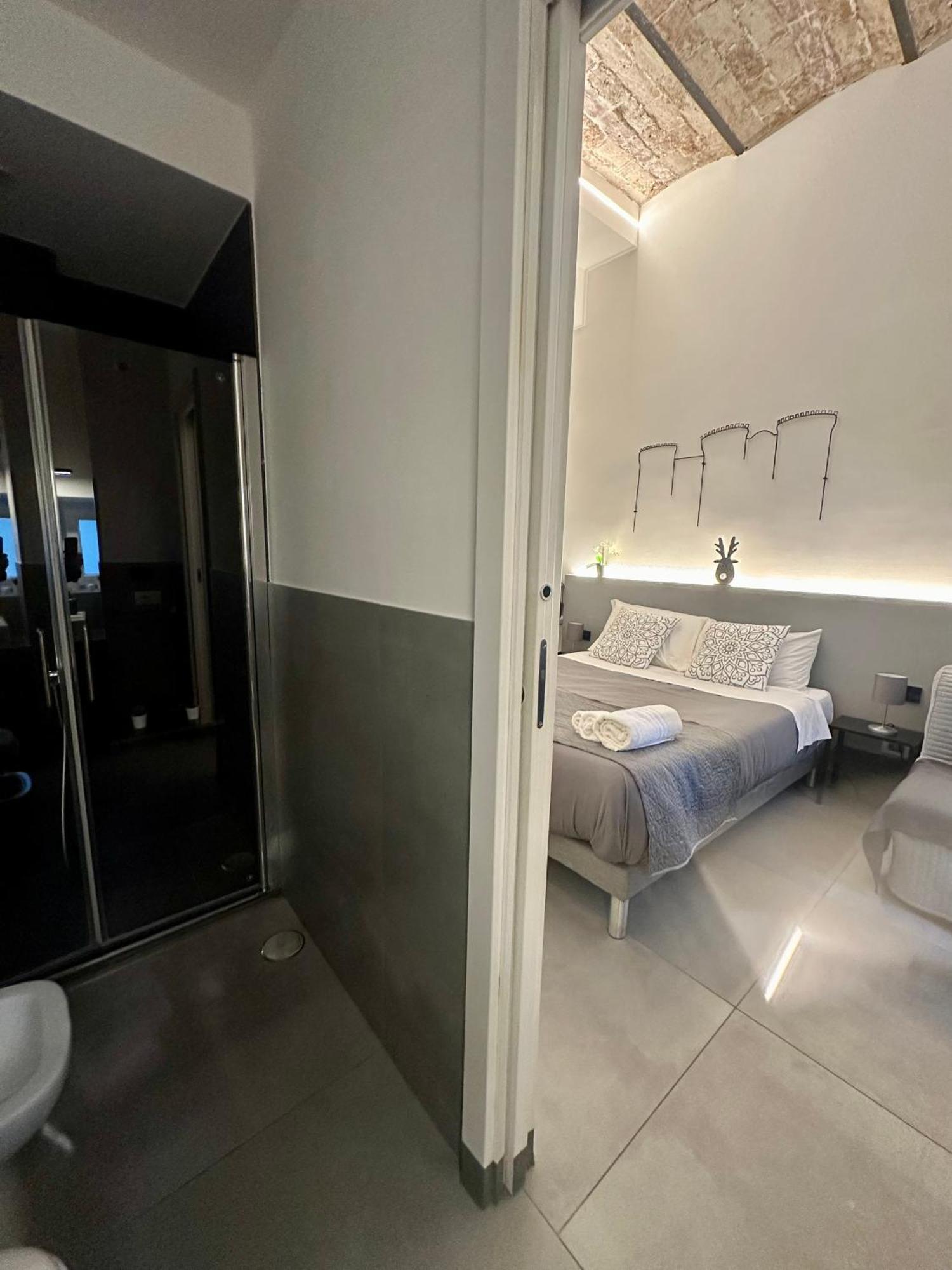 Vesucharme Suite Luxury Room Napoli Eksteriør bilde