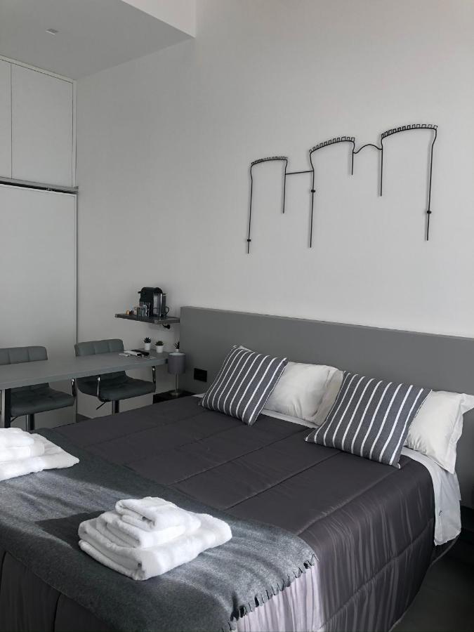 Vesucharme Suite Luxury Room Napoli Eksteriør bilde