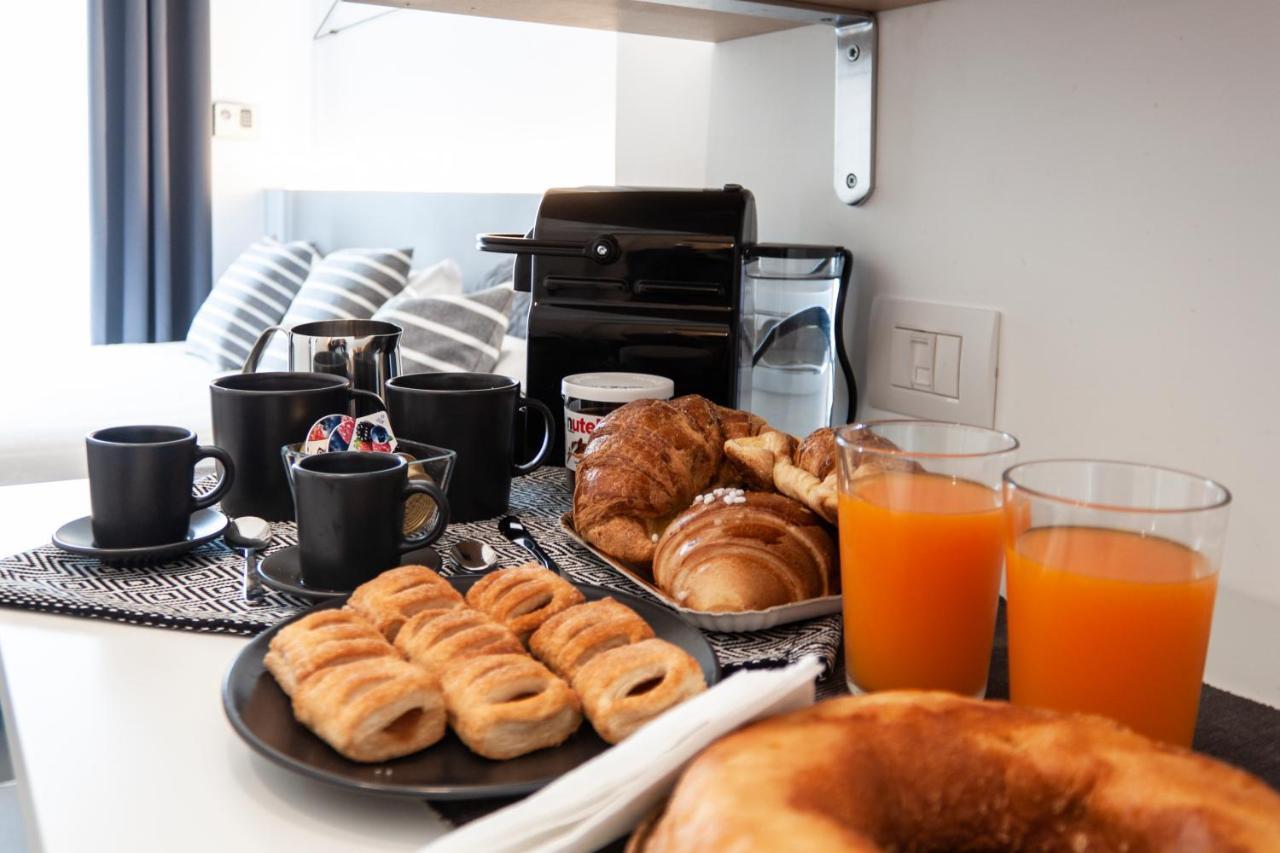 Vesucharme Suite Luxury Room Napoli Eksteriør bilde